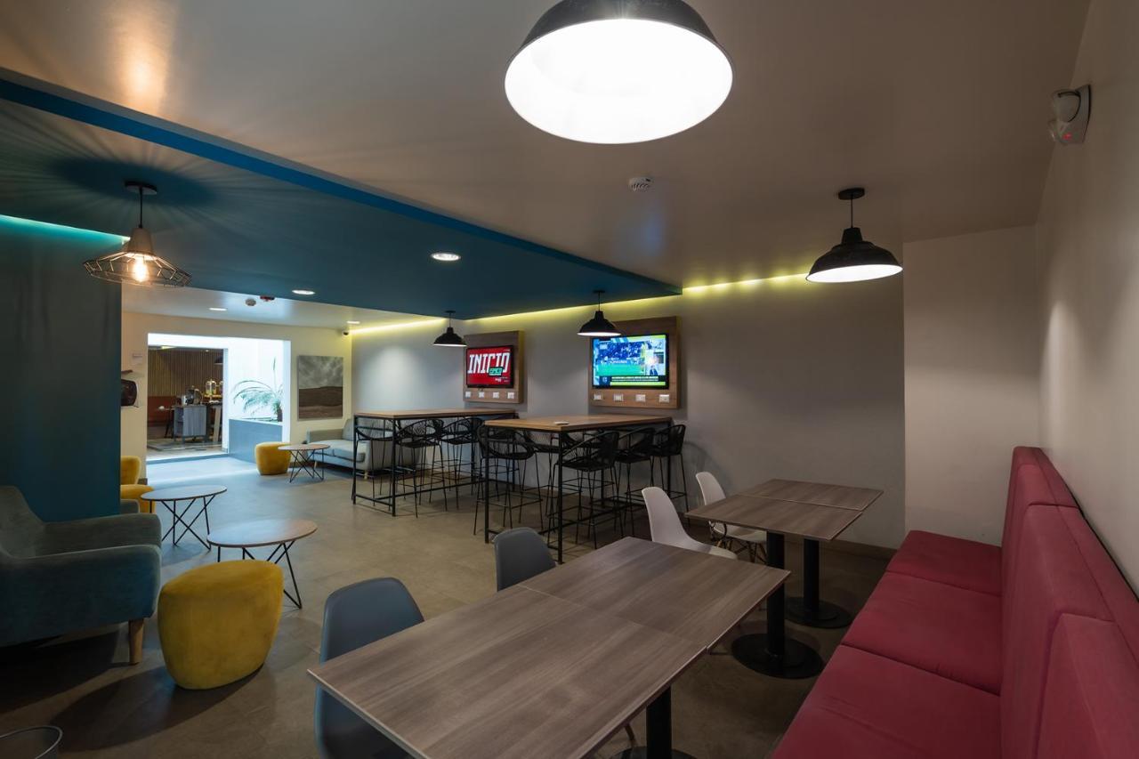 Casa Andina Standard Trujillo Plaza Hotel Ngoại thất bức ảnh