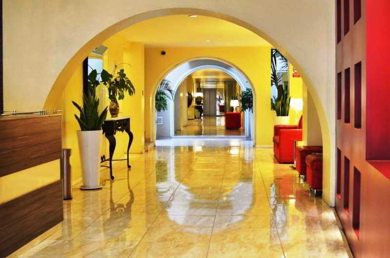 Casa Andina Standard Trujillo Plaza Hotel Ngoại thất bức ảnh