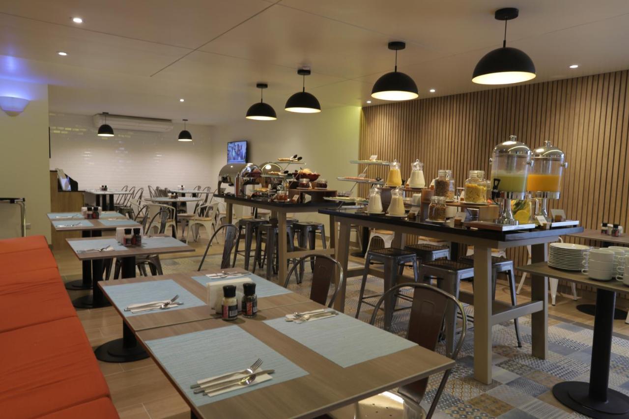 Casa Andina Standard Trujillo Plaza Hotel Ngoại thất bức ảnh